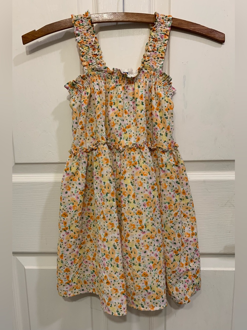 Old Navy Floral Pastel 4T Summer Dress.     3410